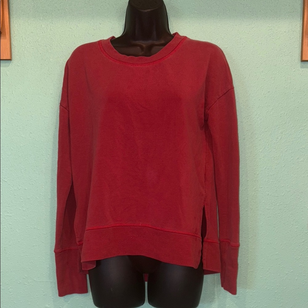 Athleta Casual Red Women's Sweatshirt. Size s